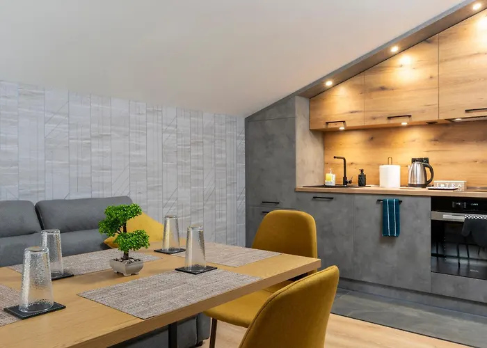 Urban Five #3 - Stylish One-bedroom With Kitchen & Parking * Veliko Tarnovo